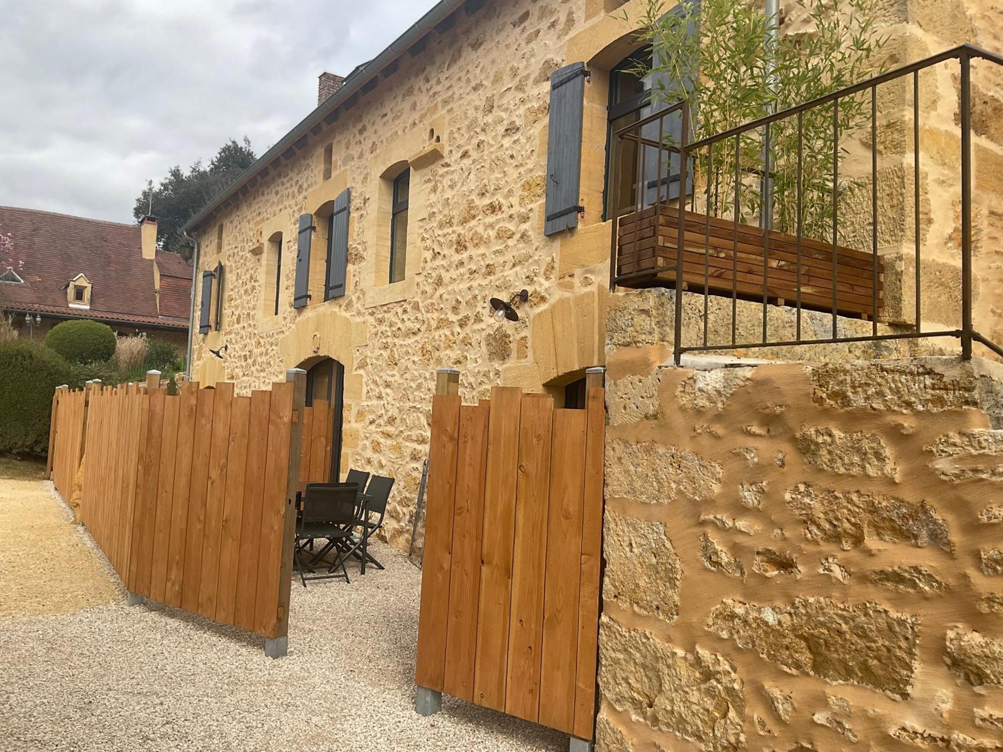 Вілла Domaine De La Source Castels Екстер'єр фото